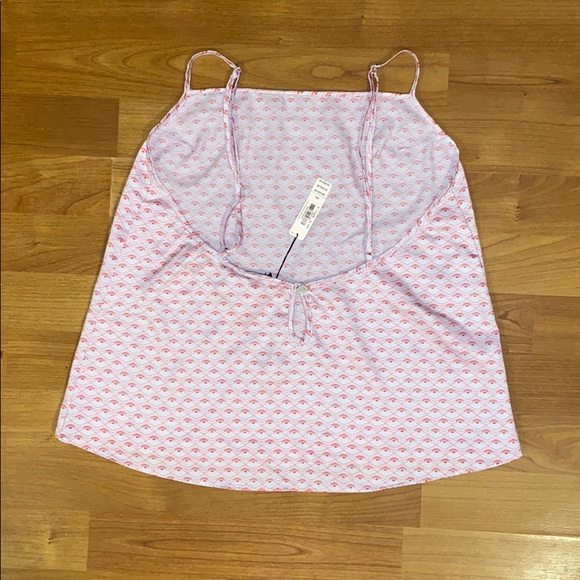 🆕 Victoria’s Secret Silk Top - Picture 2 of 6